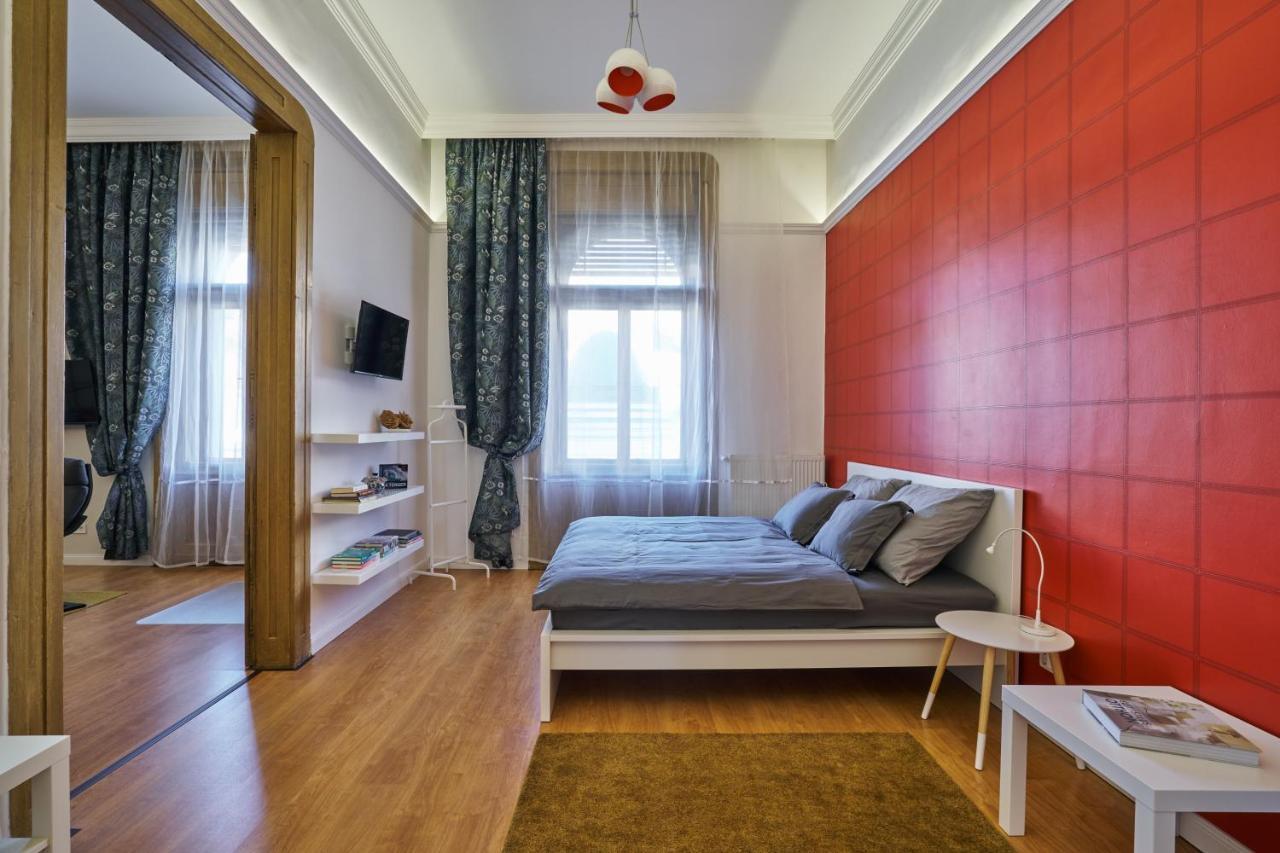 Nanirol Apartment At Gellert Bath Boedapest Buitenkant foto