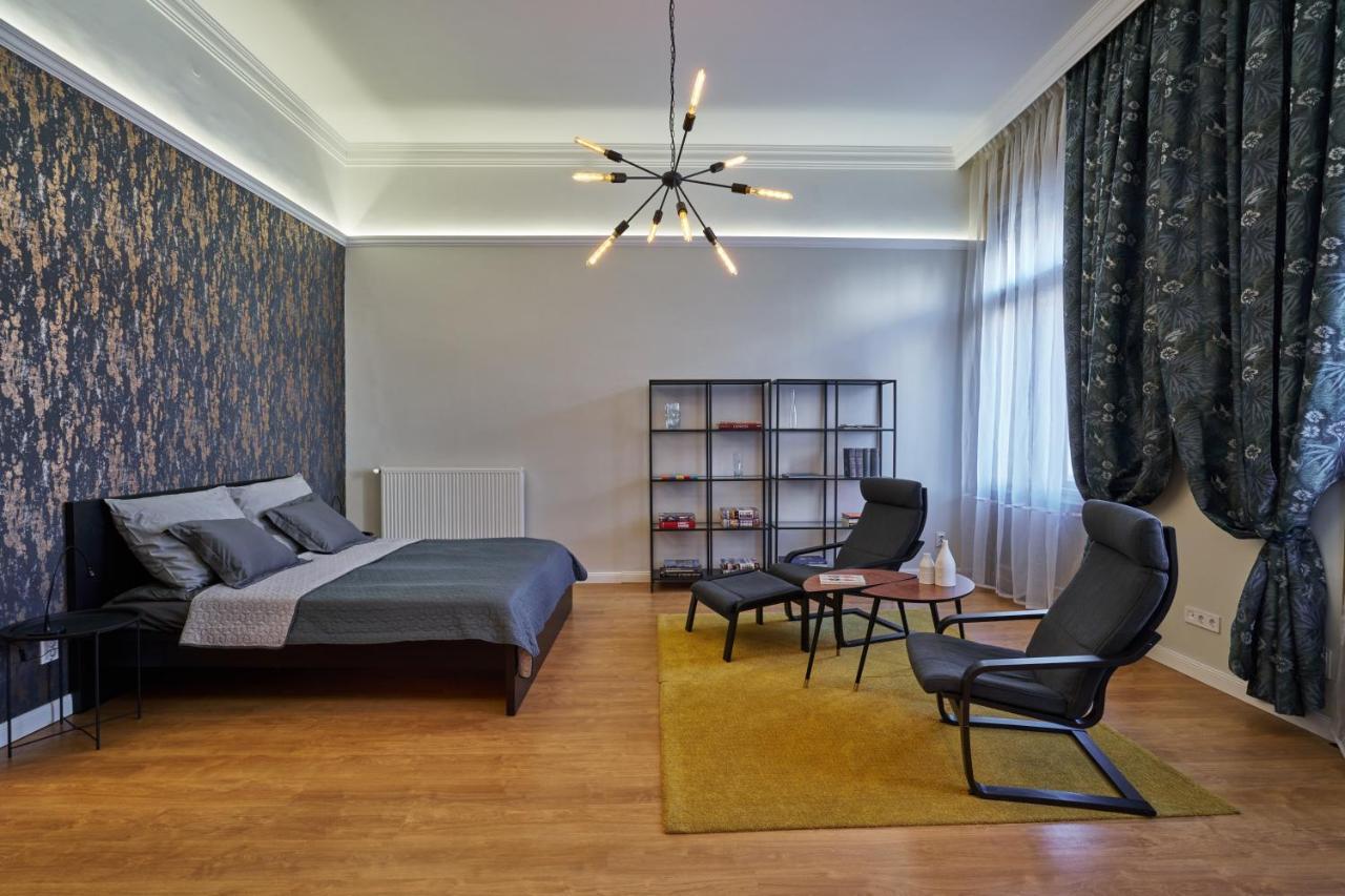 Nanirol Apartment At Gellert Bath Boedapest Buitenkant foto