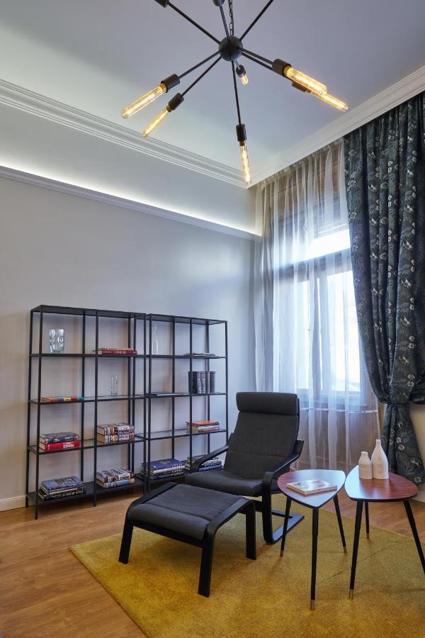 Nanirol Apartment At Gellert Bath Boedapest Buitenkant foto