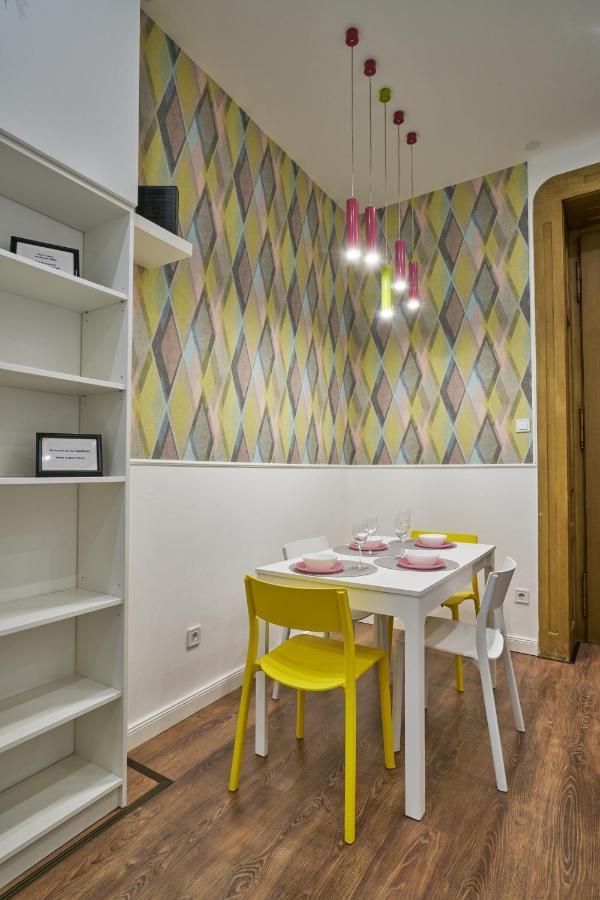 Nanirol Apartment At Gellert Bath Boedapest Buitenkant foto